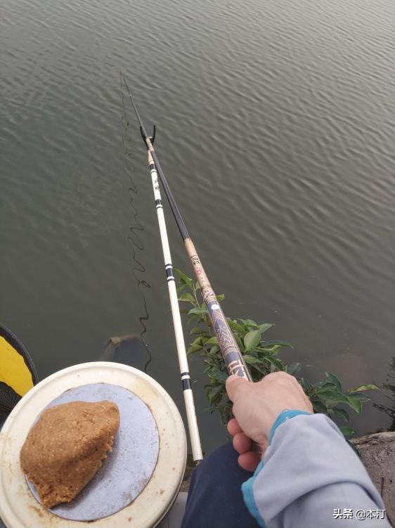 超轻硬七米二鱼竿推荐,本汀太极宗师千斤顶8.1鱼竿测评