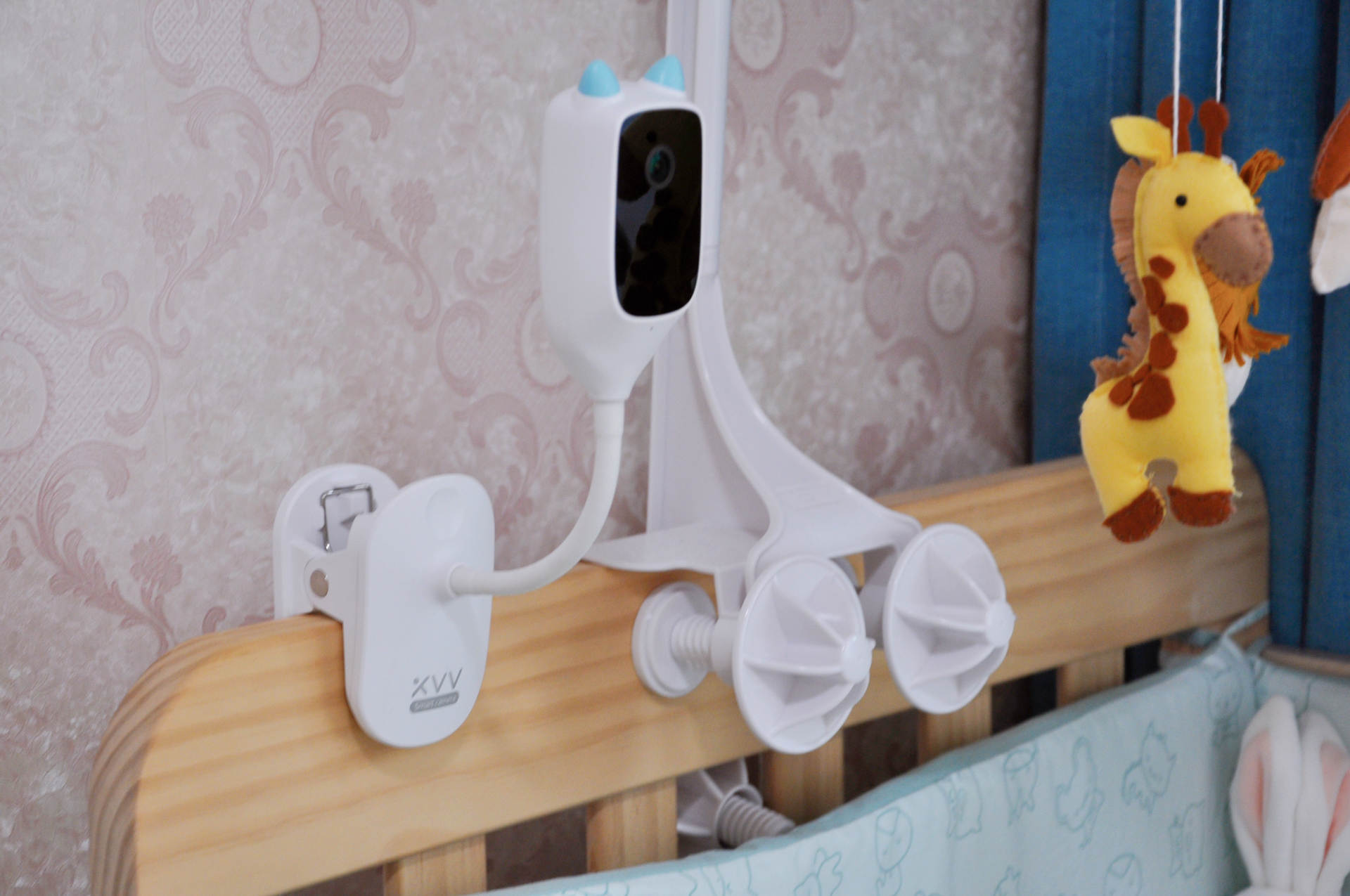 帮你随时随地、无时无刻的陪在宝宝左右，xiaovv婴儿监护器