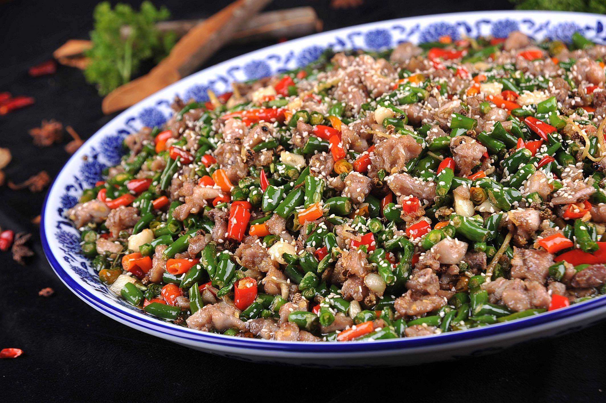 想和你相约在夏季，吃美味的璧山兔，把你定下来