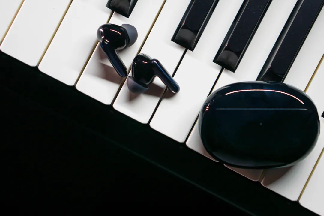 airpodsmax为什么声音卡,为什么airpodsmax只有一边能听见