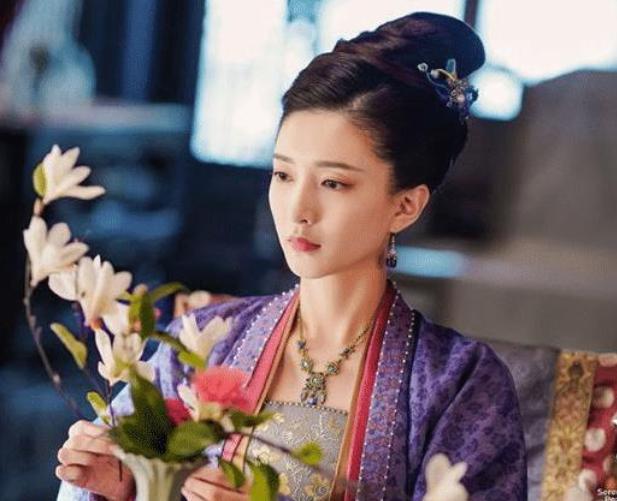 如何做一个精致又优雅的女人,李筱懿教你做优雅的女人