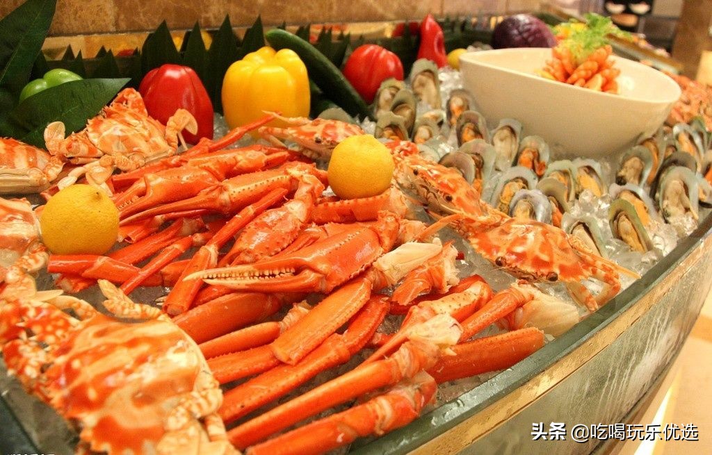 沈阳阿尔卑斯自助：海鲜、丰富的披萨＆肉类、精致甜点＆水果...