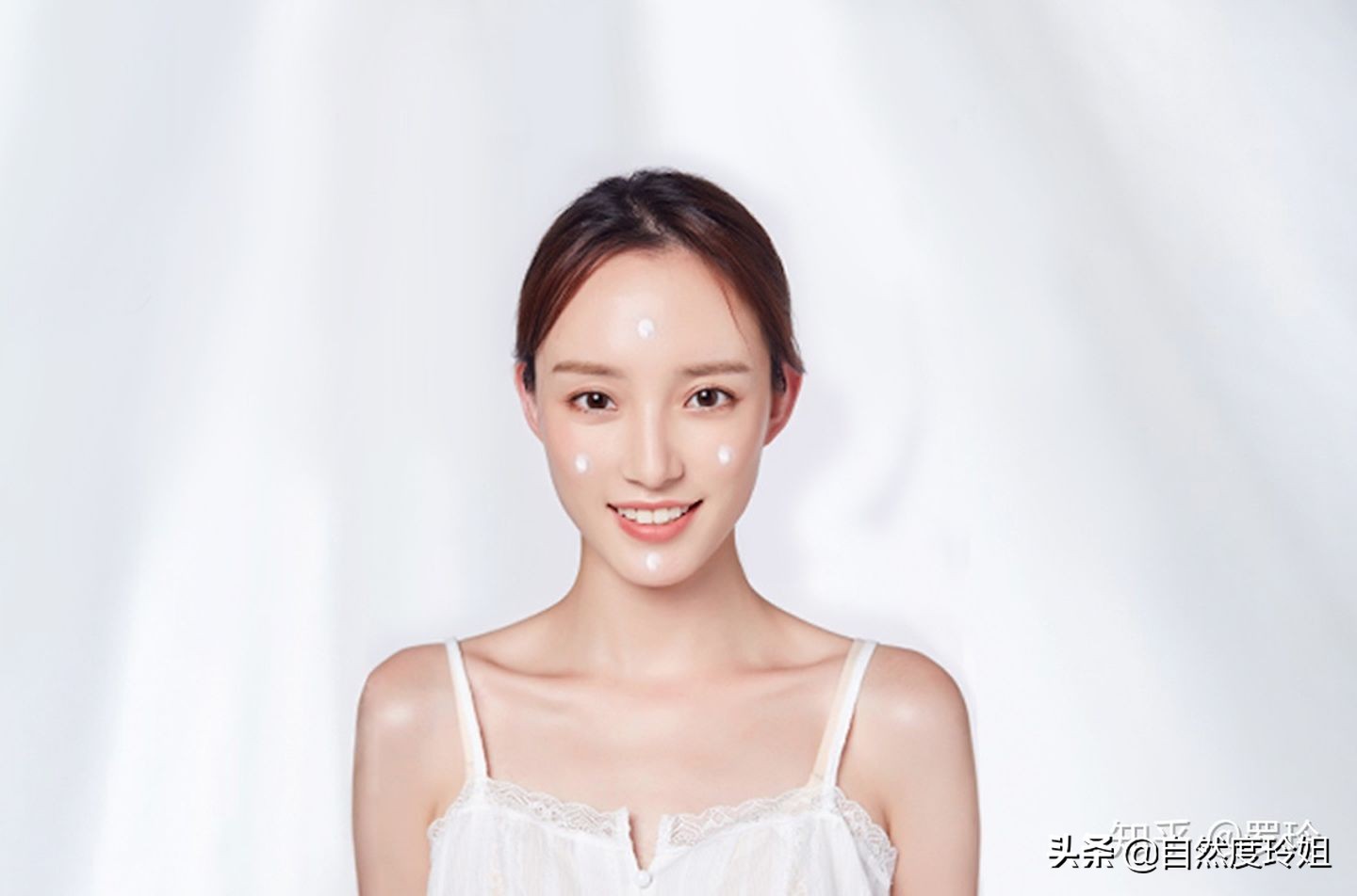 如何快速改善素颜皮肤,怎么做到皮肤又白又发光素颜