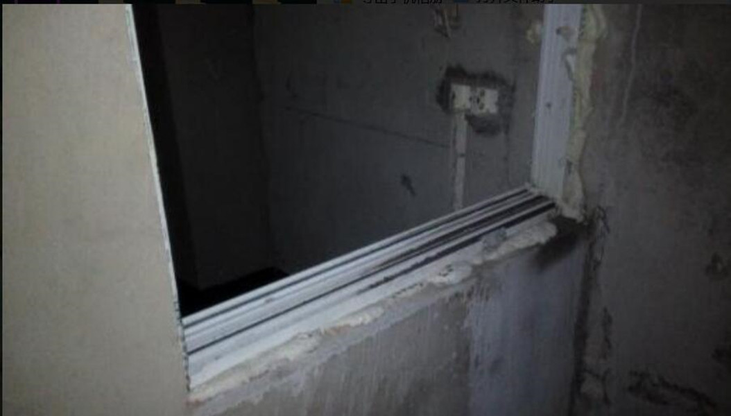 窗户装得一边高一边矮怎么办,窗户刚装好就下雨