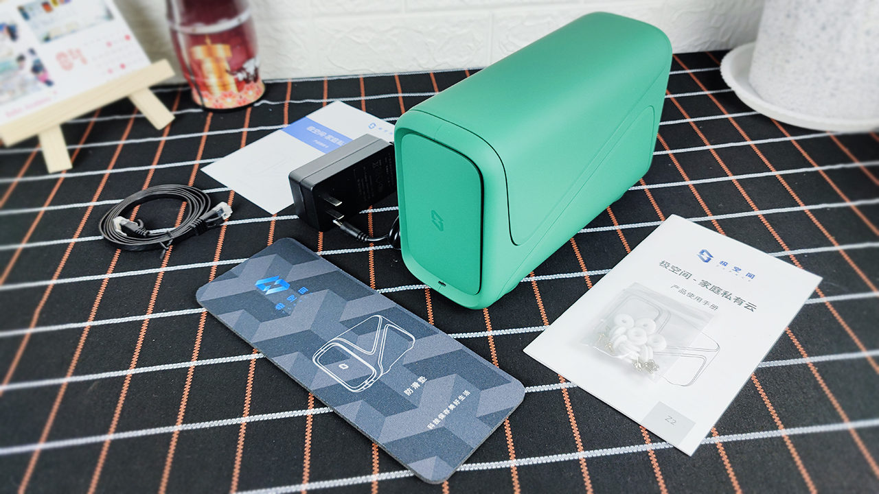 nas绿联dh2100跟极空间z2s对比,极空间z2pro和华为nas对比推荐