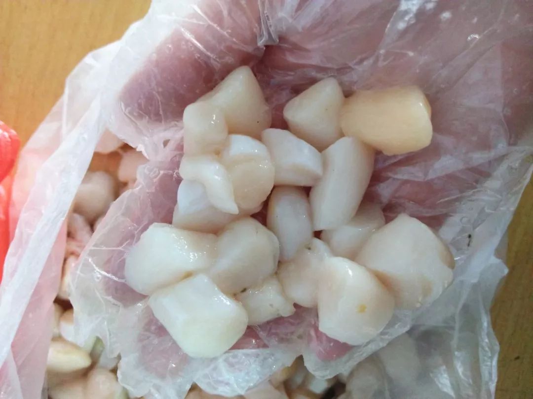 海肠海虹,海虹鲍鱼和海肠