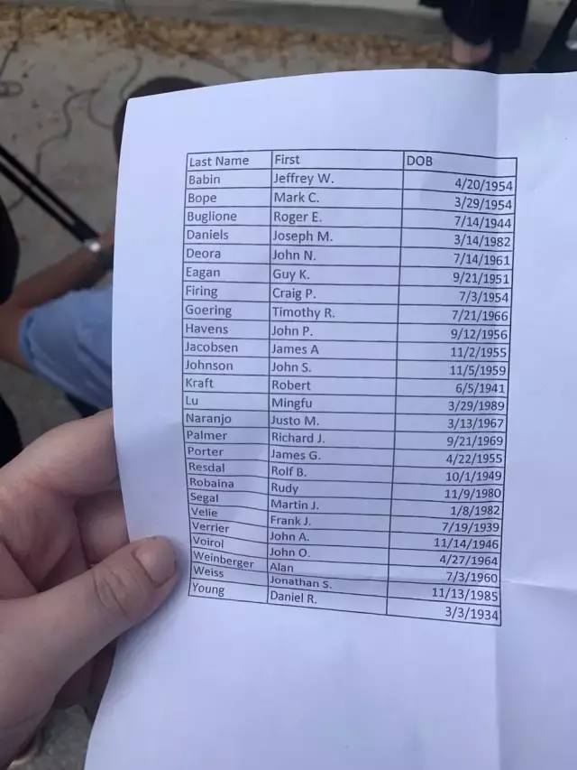 一天接客8次？中国女孩被骗去国外留学，却被卖到按摩馆成*奴性**