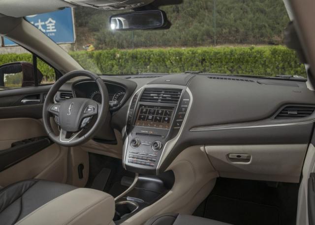 涔板笗钀ㄧ壒杩樻槸涔板浗浜uv,涓洪潰瀛愪拱甯曡惃鐗硅繕鏄拱涓鐢╯uv