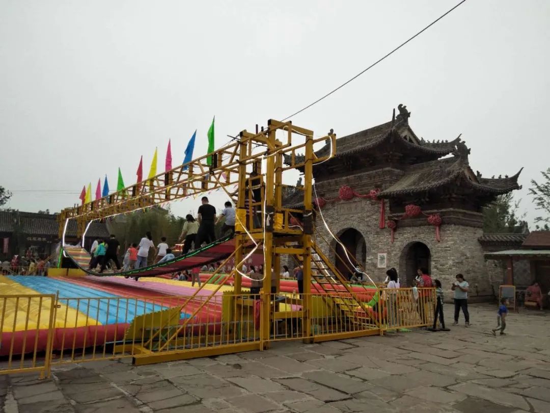 建业足球小镇一日游攻略,建业足球小镇附近有什么玩的