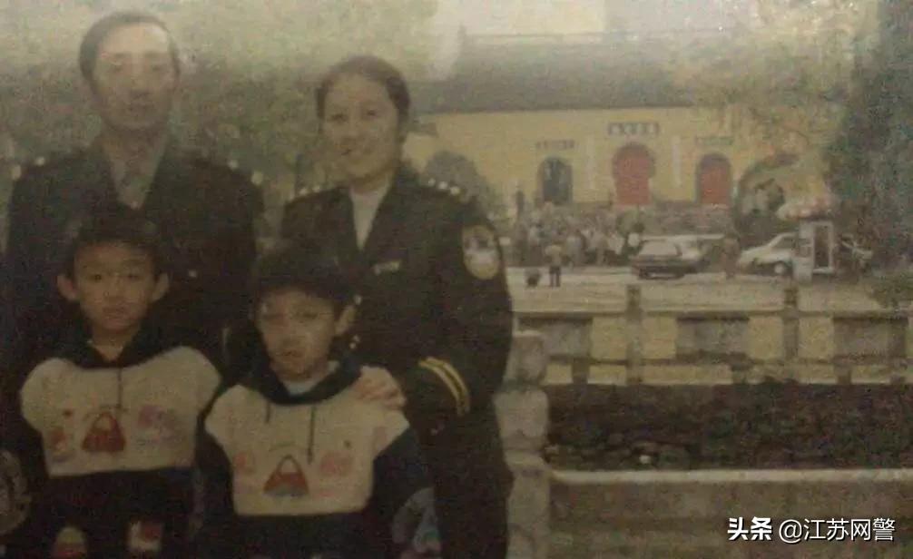 江苏监狱:每一个“不退”的选择,都是一场穿越17年的约定!