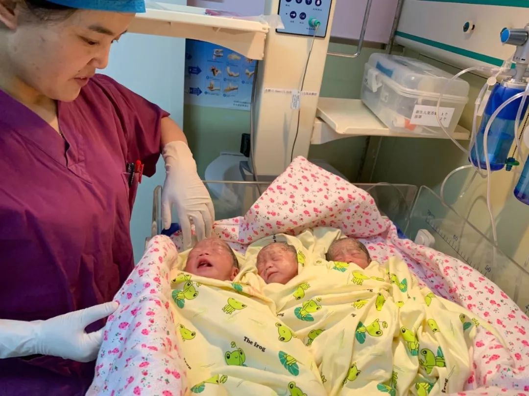 和平医院：8分钟！顺产三胞胎宝宝