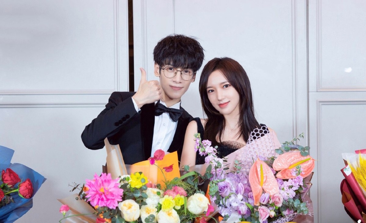 老公太抠门该不该离婚,老公太抠门后续怎么处理