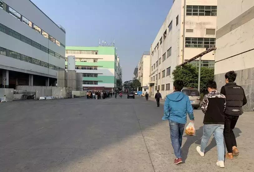 探访富士康“关灯工厂”：全球最聪明的制造场域是如何炼成的？