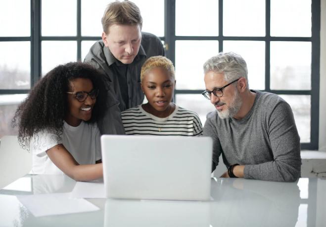 外贸公司业务员怎么提成,怎么联系外贸公司业务员