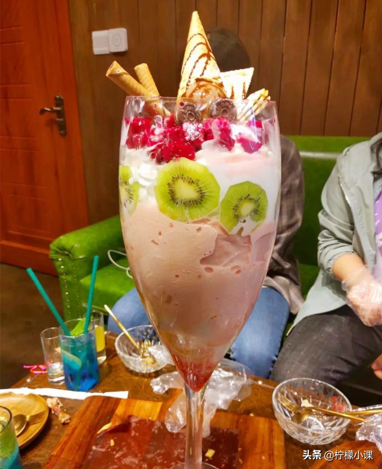 南方竞争激烈还能创业吗,哈尔滨开奶茶店前景怎么样