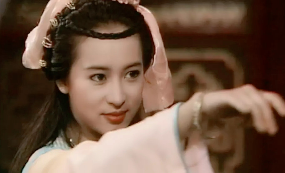 黎美娴大地飞鹰第一集下,黎美娴主演的电视剧大地飞鹰