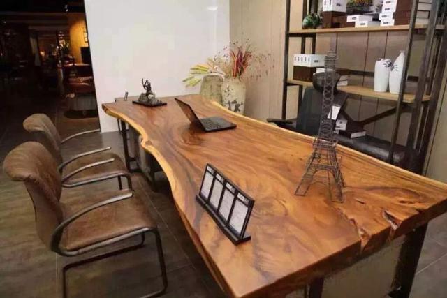 暗访东莞天价大板生产基地,原料全是称斤烂木头,富豪还排队来买