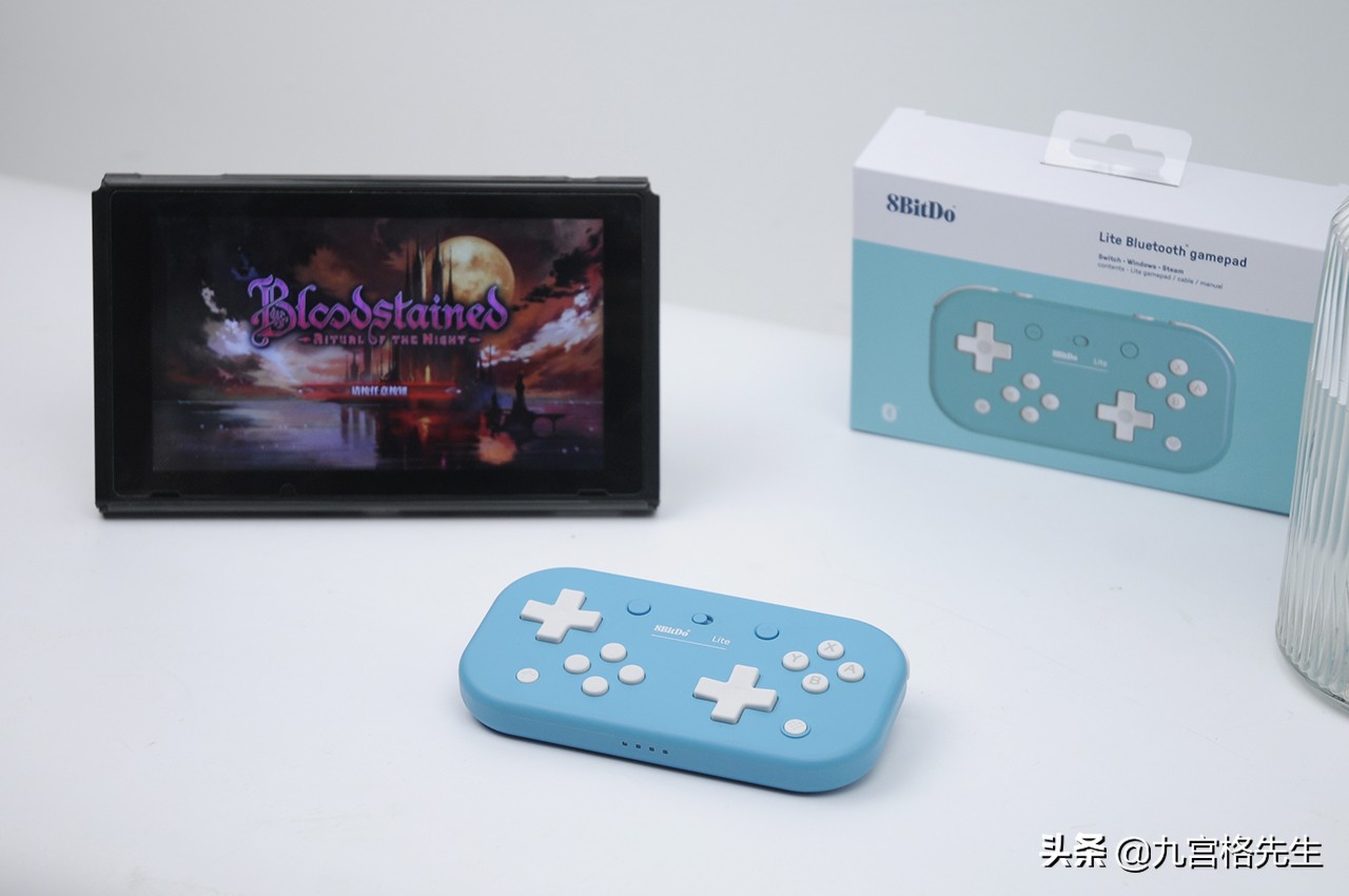 八位堂lite手柄测评,lite手柄是joycon吗