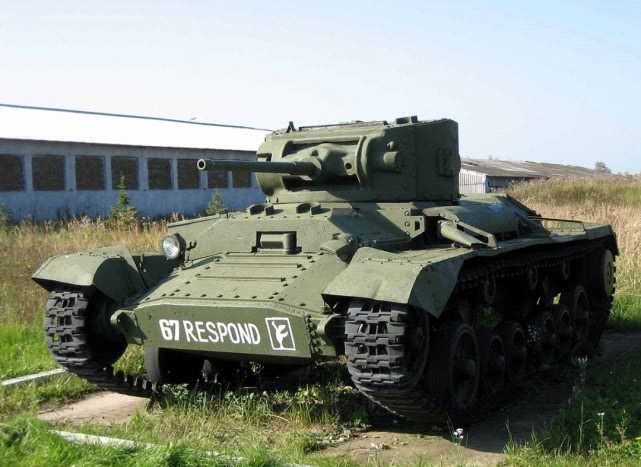 没有研发代号，皮薄馅大的瓦伦丁坦克，为何成了英国的救命稻草？