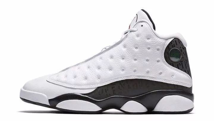 yeezy和aj哪个定位更高,yeezy区别