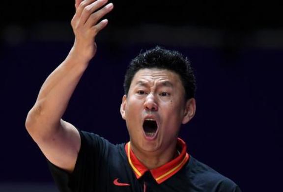 姚明笑了!中国男篮复仇黎巴嫩,李楠这一战术安排相当到位