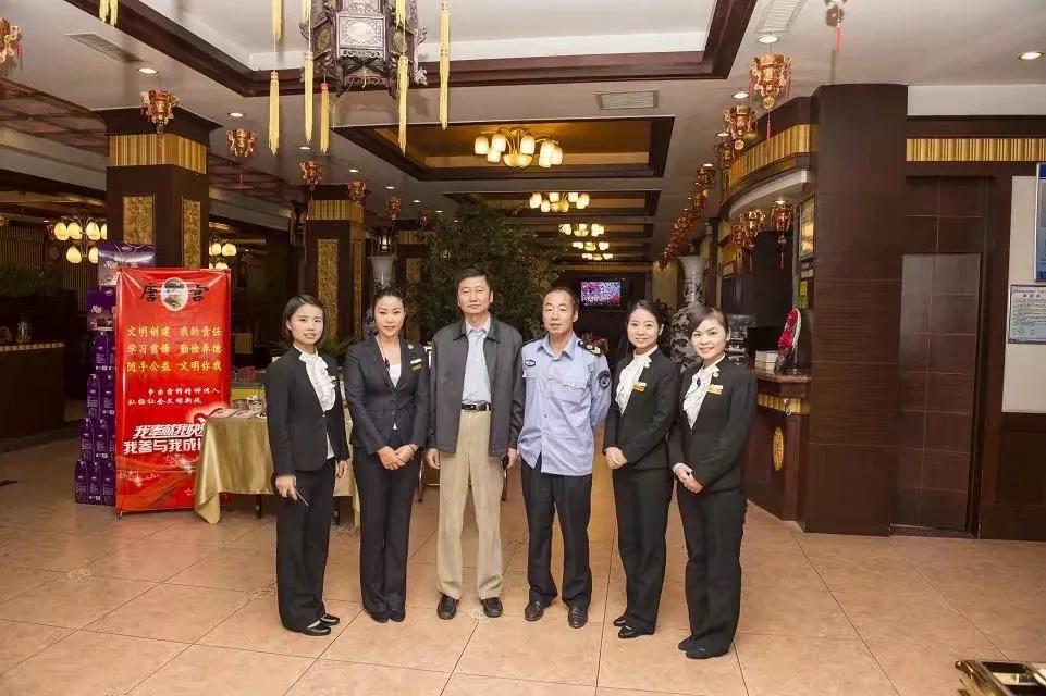 美丽修行的逶迤天路唐小宫‘女人美灵院第二季