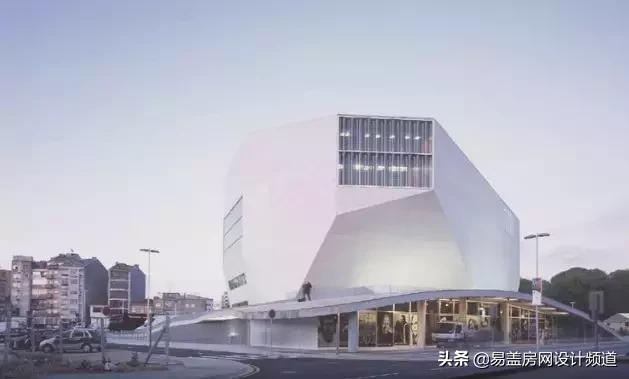 世界著名的建筑大师们设计过的椅子，坐过3把以上的绝对是王者