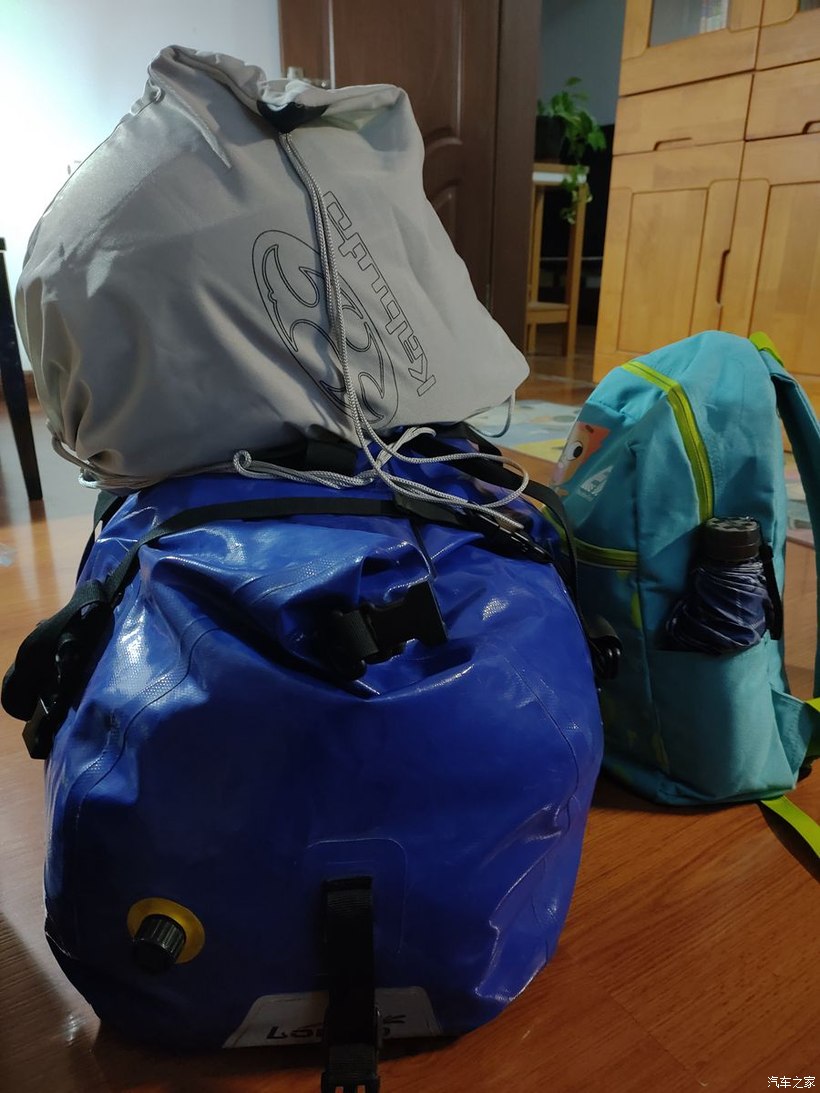 6千块租宝马F750SG跑滇藏；这一路下来尽是奇人轶事