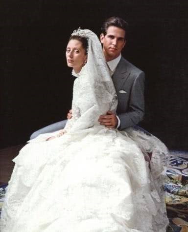 她不仅是众人艳羡的王室公主，更是称霸秀场的ItGirl