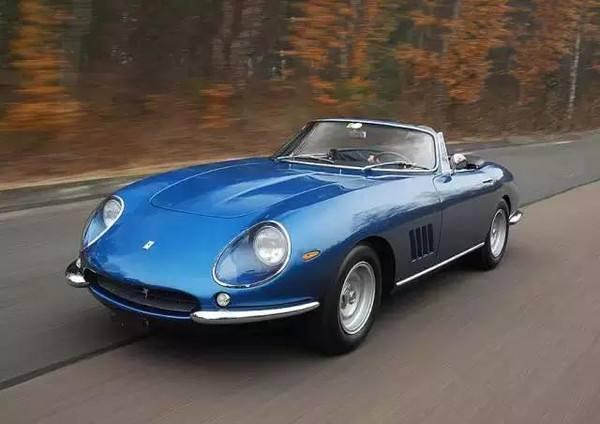 迈凯伦720sspider1000公里,迈凯伦720s和保时捷911turbos