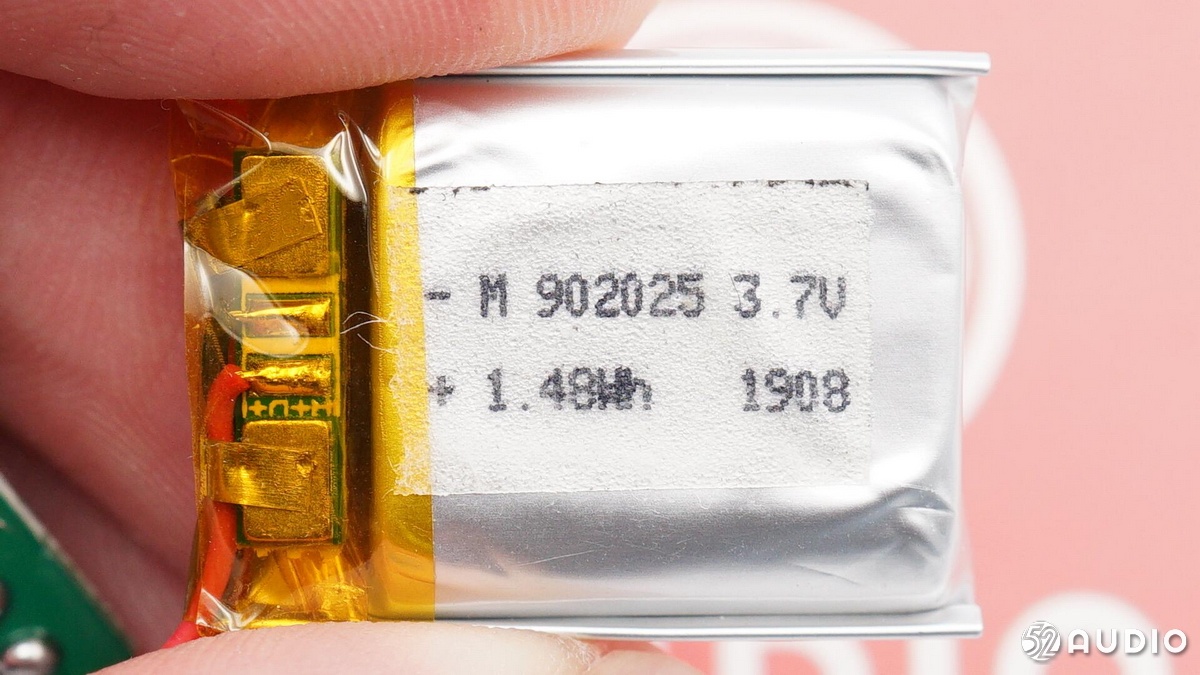 足球篮球蓝牙耳机拆解,足球款蓝牙耳机