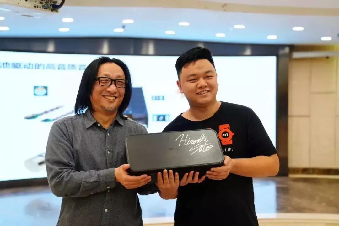 为什么索尼依然很强大,索尼从巅峰走向衰败到底是什么