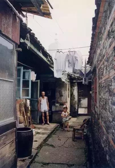 天一广场附近的老街,天一广场20年前