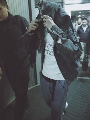 小孩遇到恶犬怎么办,遇到恶狗小孩怎么反击