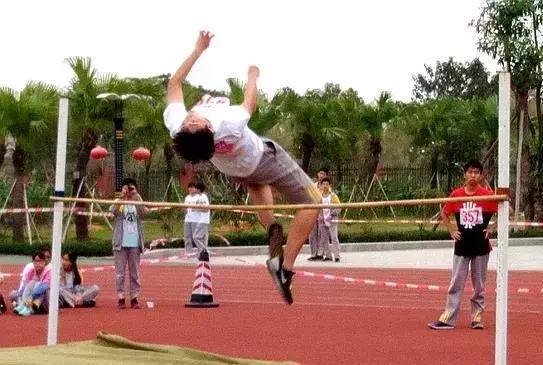 国际学校校园社团,国际学校的社团