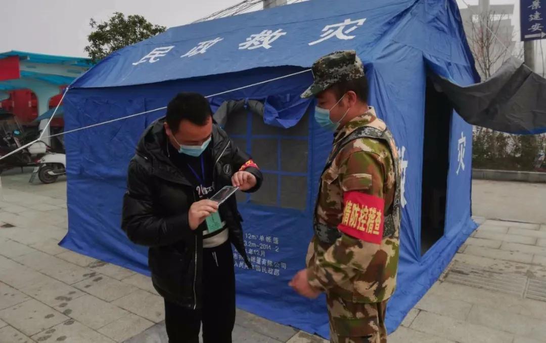 战疫英雄写真图片,湖北蕲春写真