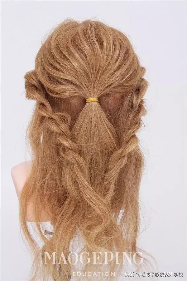 盘发超简单好看教程中发半扎,超简单盘发教程马尾