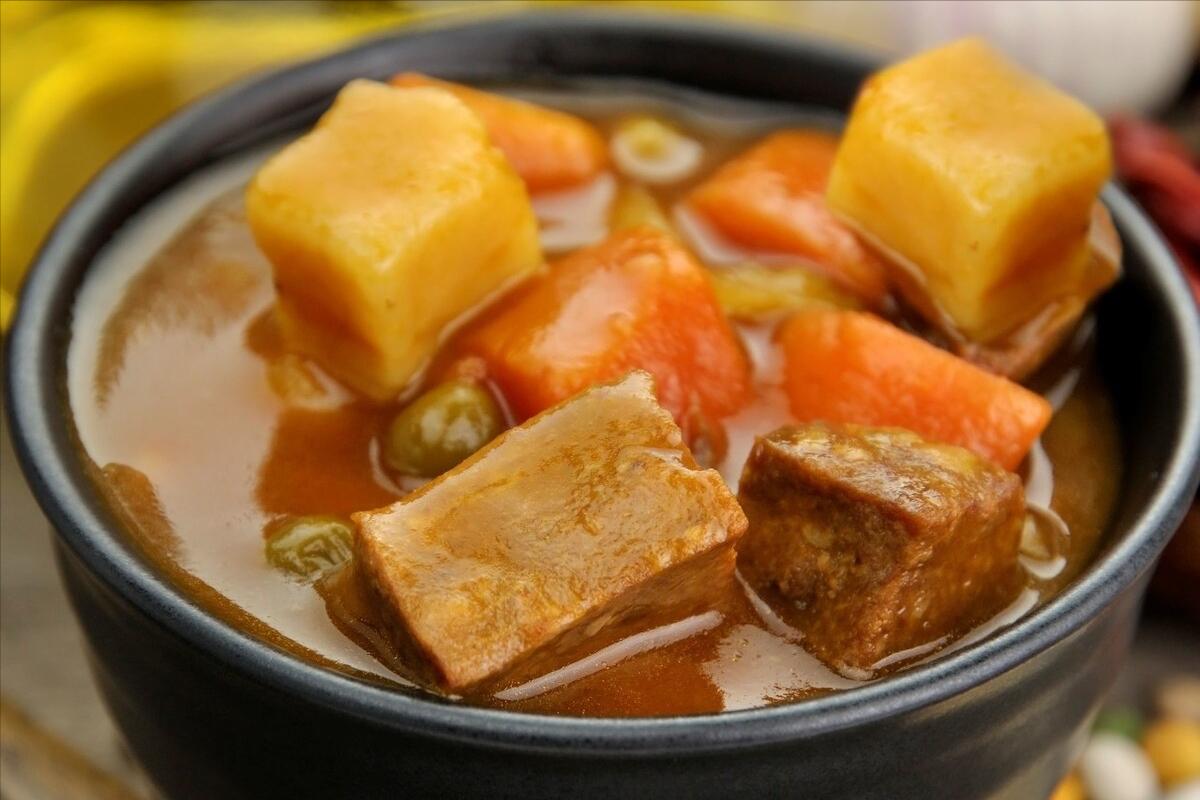 肉如何炖给孩子吃好吃又营养,天冷了最馋这锅炖菜营养高