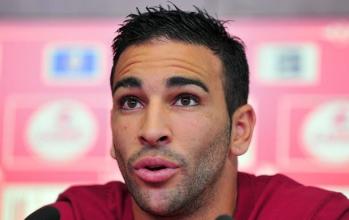 太疯狂！法国足坛球星被曝与大19岁女友一夜12次，引起球迷争议