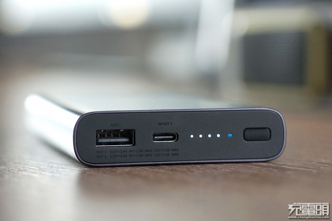 小米移动电源318w快充评测,小米plm11zm无线充电宝拆机