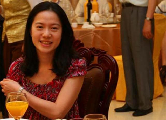 翁帆父亲的婚姻简介,翁帆父亲如何评价女儿婚姻