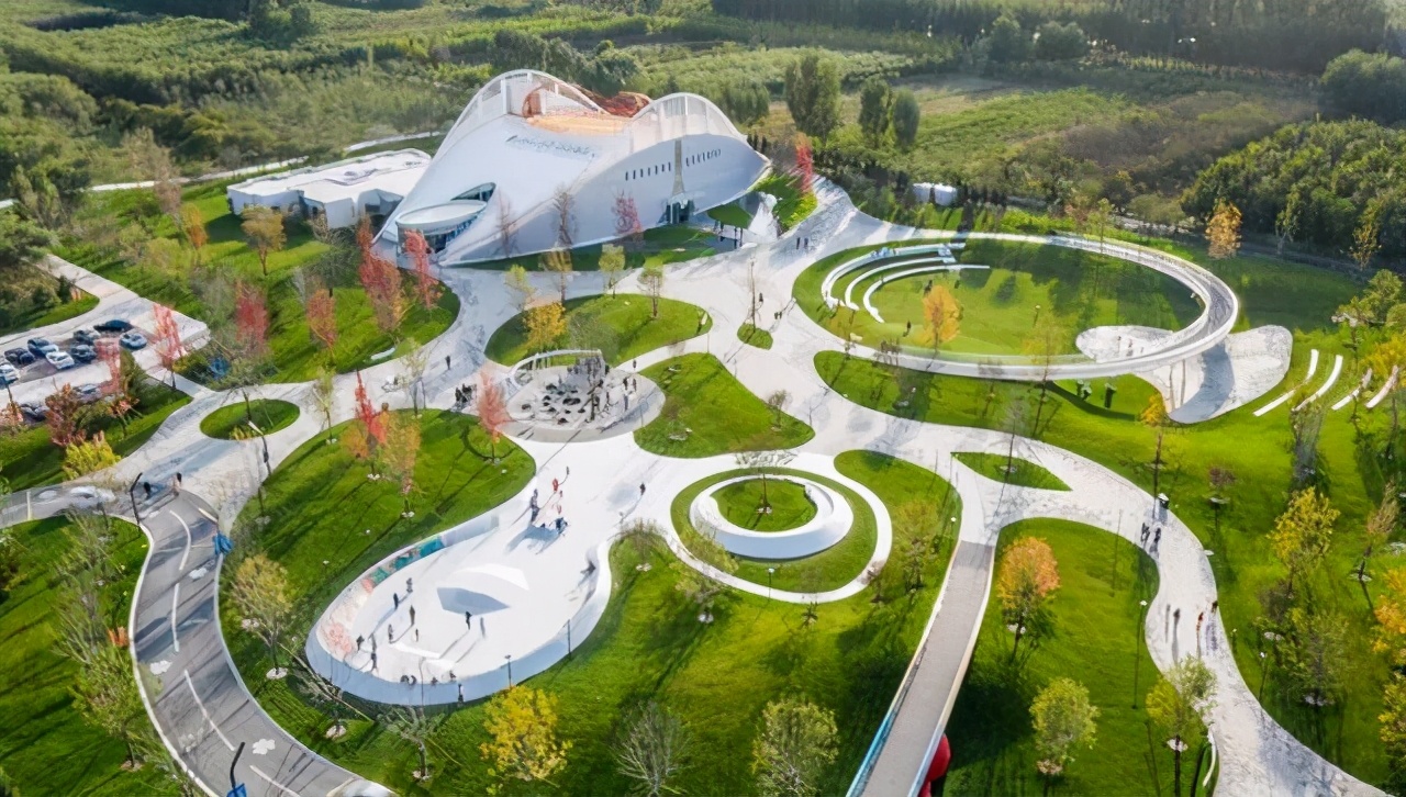 两站到亦庄，轨道公园红盘刷新未来生活新高度｜谁是销冠