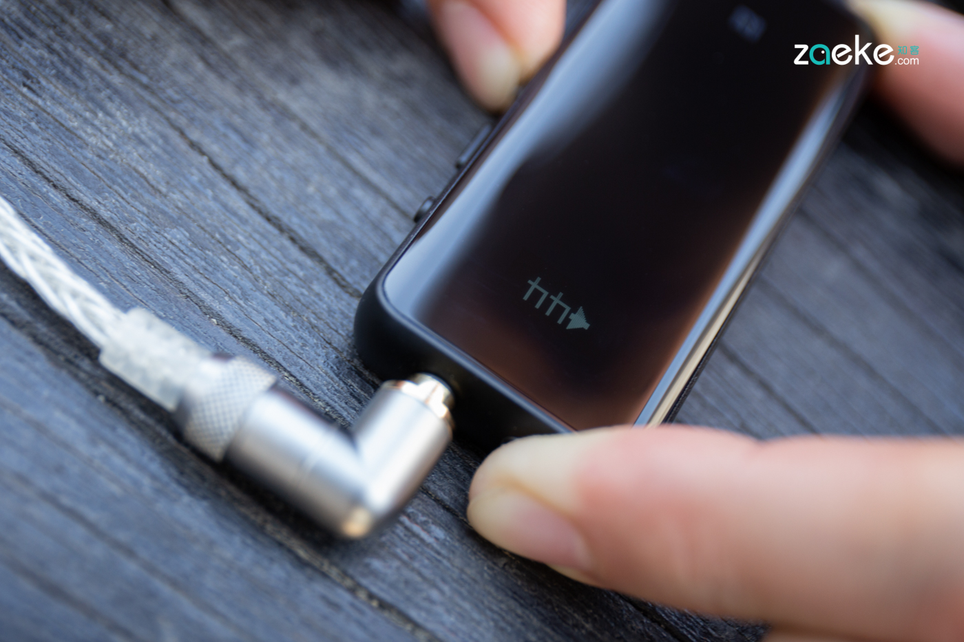 btr5飞傲耳放,飞傲btr5蓝牙耳机配对方法