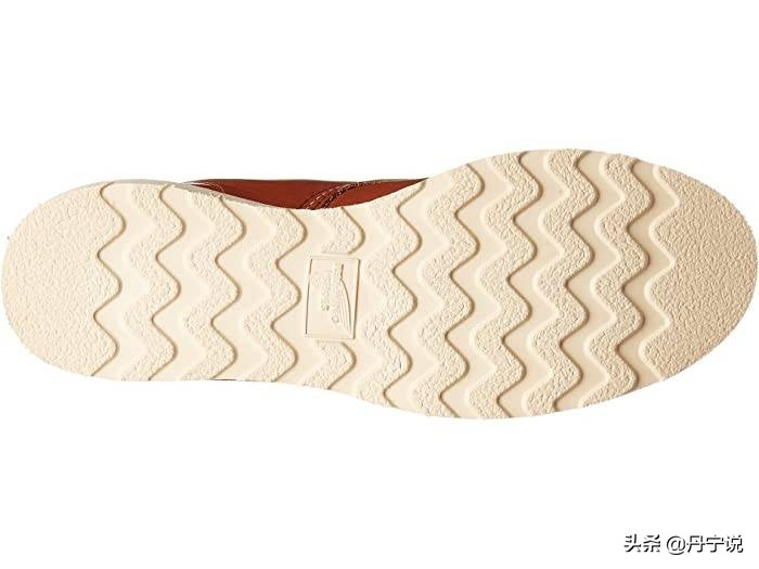 最适合工装靴的裤子,牛仔裤工装靴搭配图片