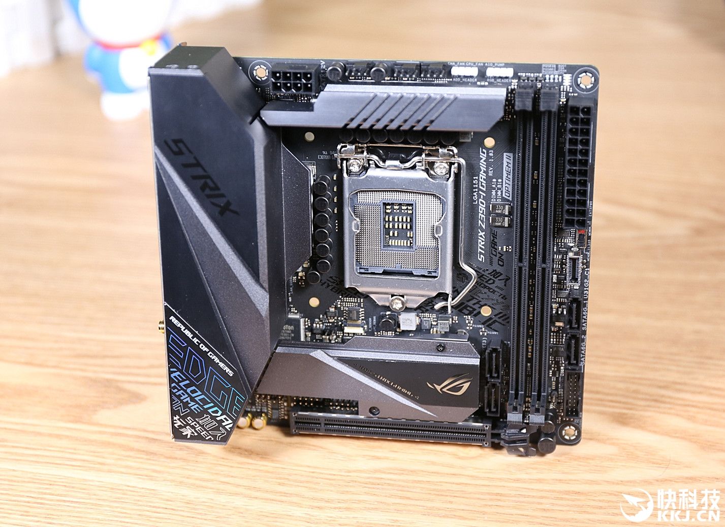 世界最强主板多少钱,华硕电脑主板性价比高的型号