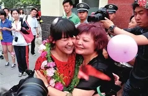 1977到2018高考变迁图,八十年代的高考与现在的高考对比