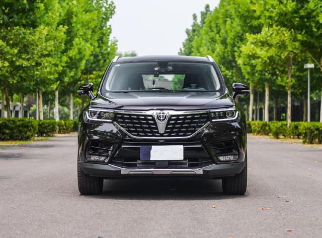 颜值吊打宝马7系,颜值吊打思域的国产车