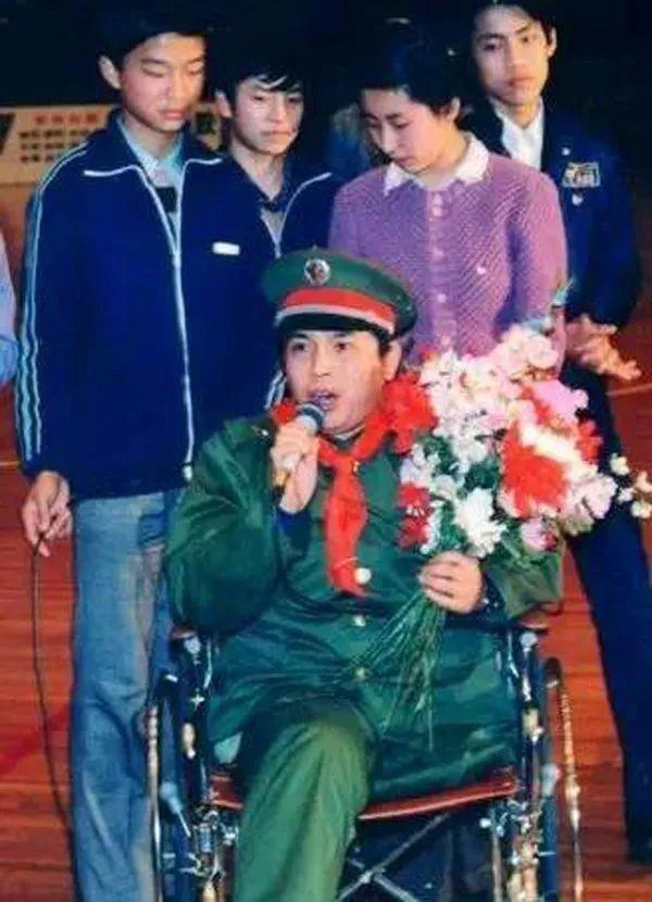 33年前，英雄徐良凭《血染的风采》家喻户晓，他现在怎样了