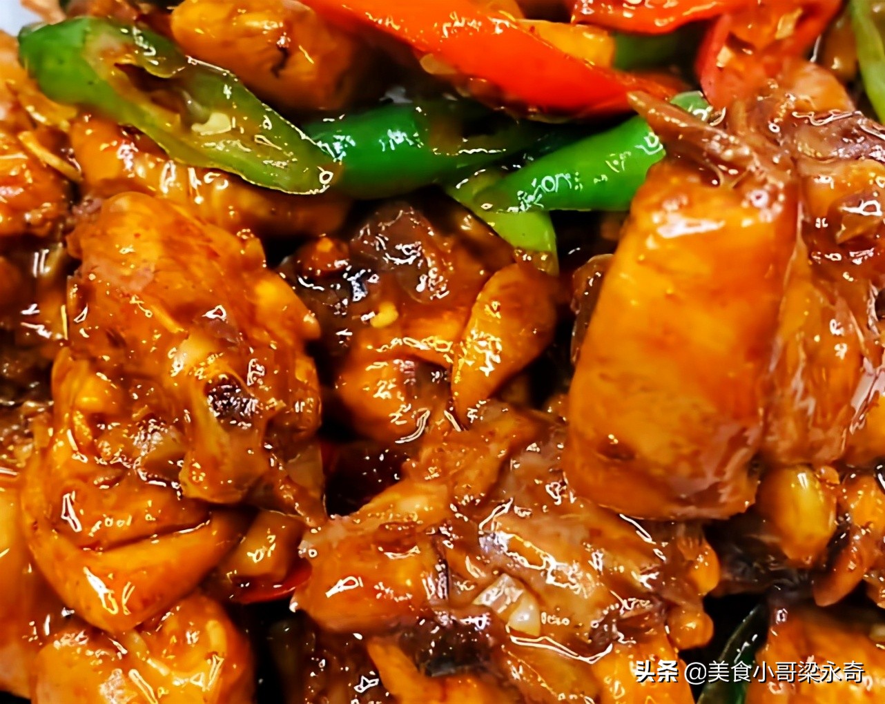 炖鸡焯水最正确的做法,炖鸡时千万不要焯水