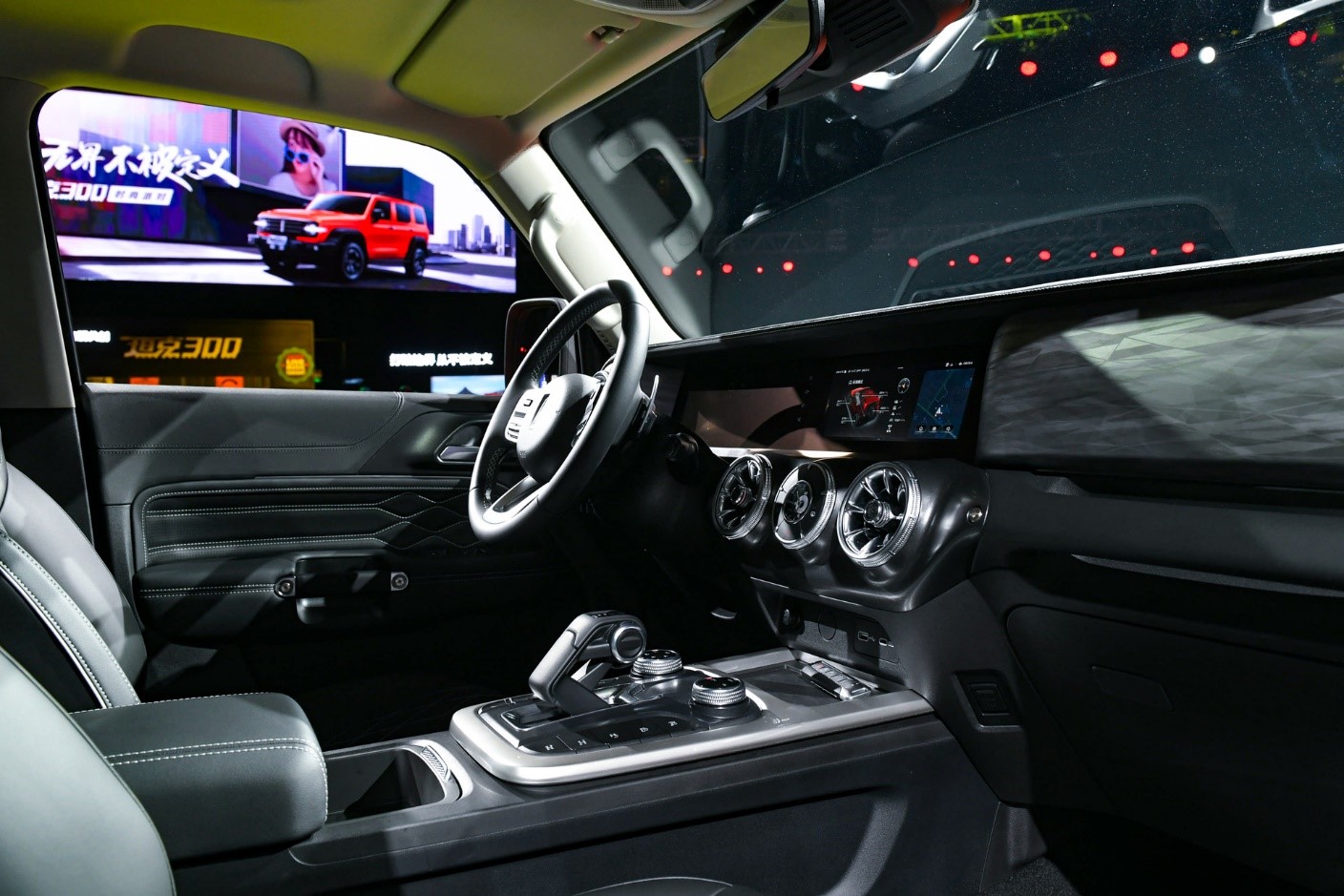 wey坦克300颜值爆表实锤,wey坦克300和长城坦克300